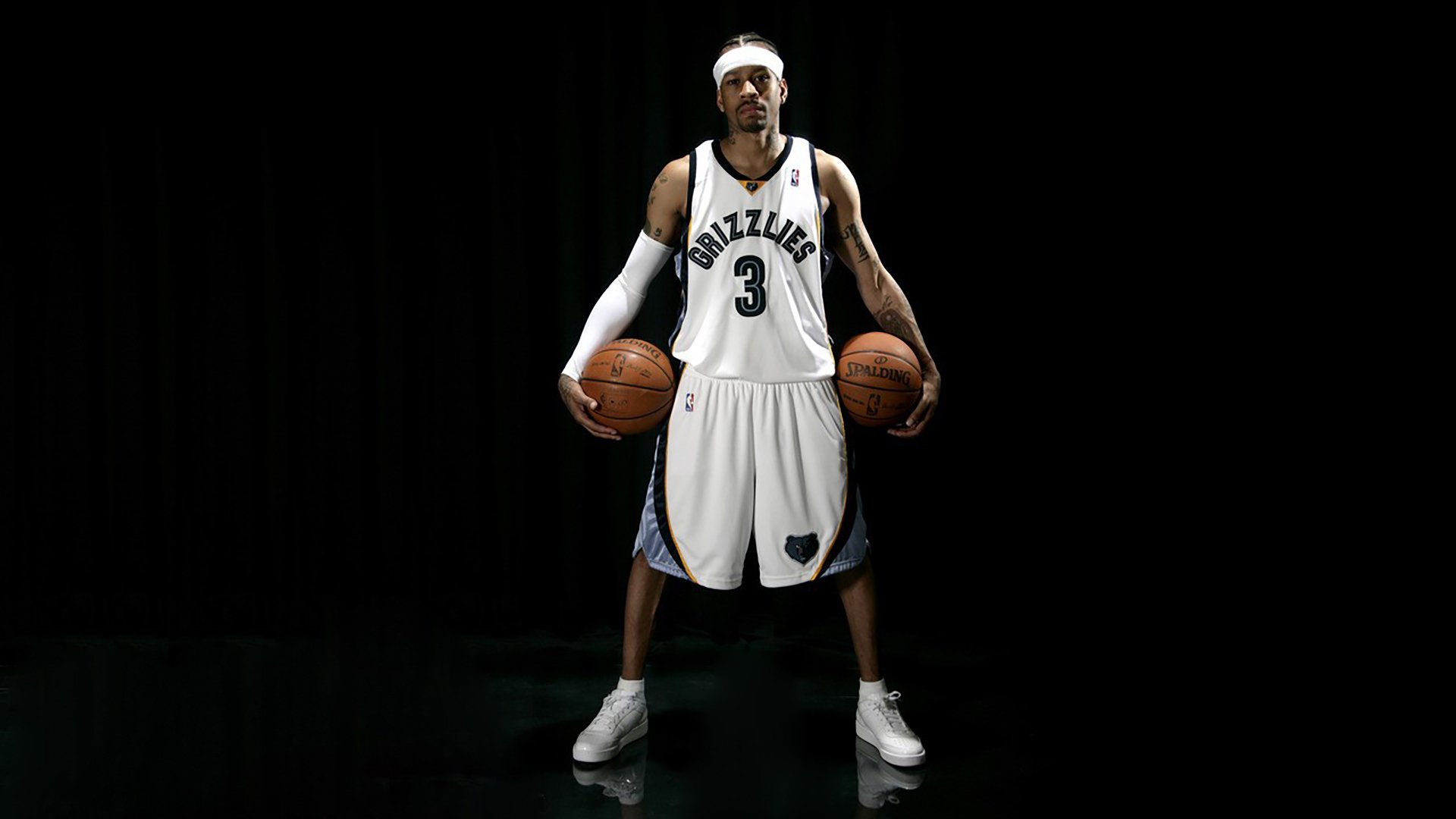 巴罗联防坚固，蓝鸟军团争取关键三分